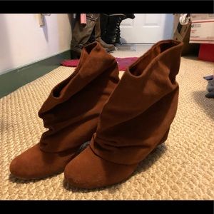 Naughty Monkey like new slouch booties